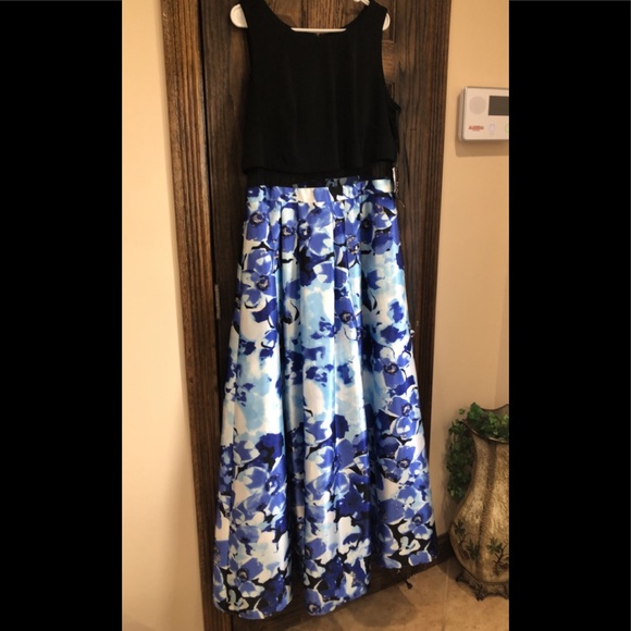 Women’s Formal Dress Plus Size 14W Betsy & Adam Black Blue Floral w Pockets Gown - Picture 3 of 8